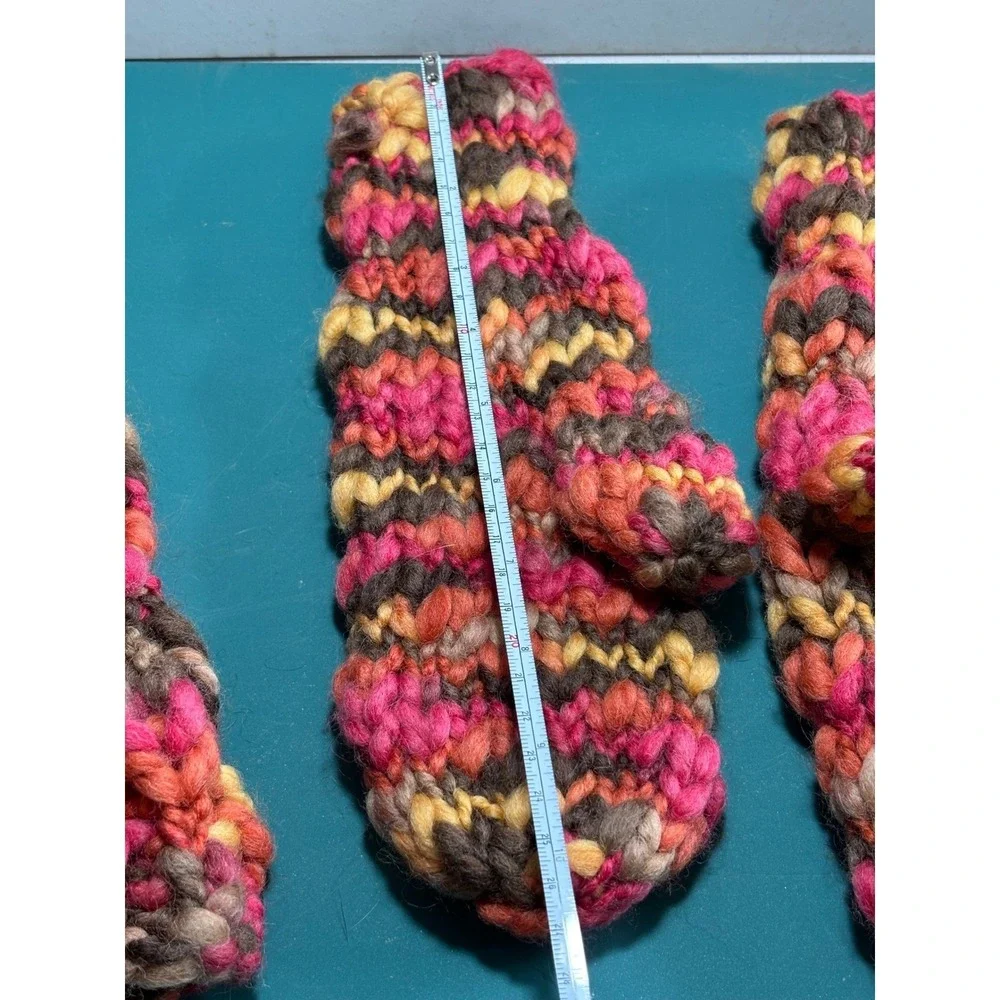 Redfish Designs‎ 100% Wool Chunky Knit Pom Beanie and Mittens Set Pink Orange